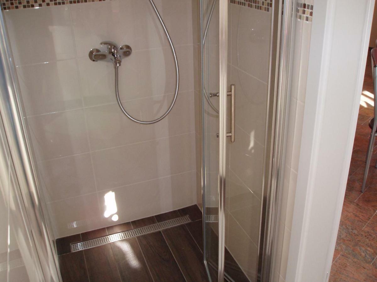 Apartment Oaza Ровинь Экстерьер фото
