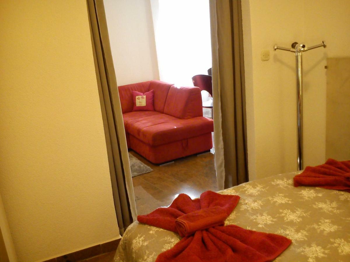 Apartment Oaza Ровинь Экстерьер фото
